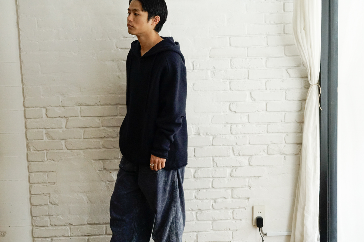 ”そろそろニットの季節”