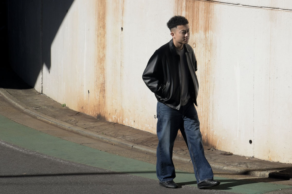 ユニバーサルのレザー