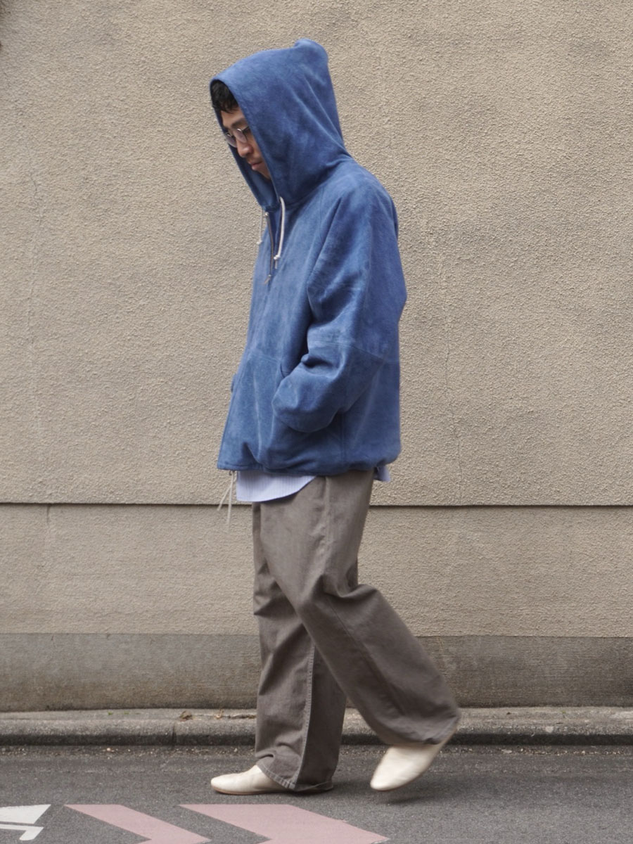 軽いね、このデニム